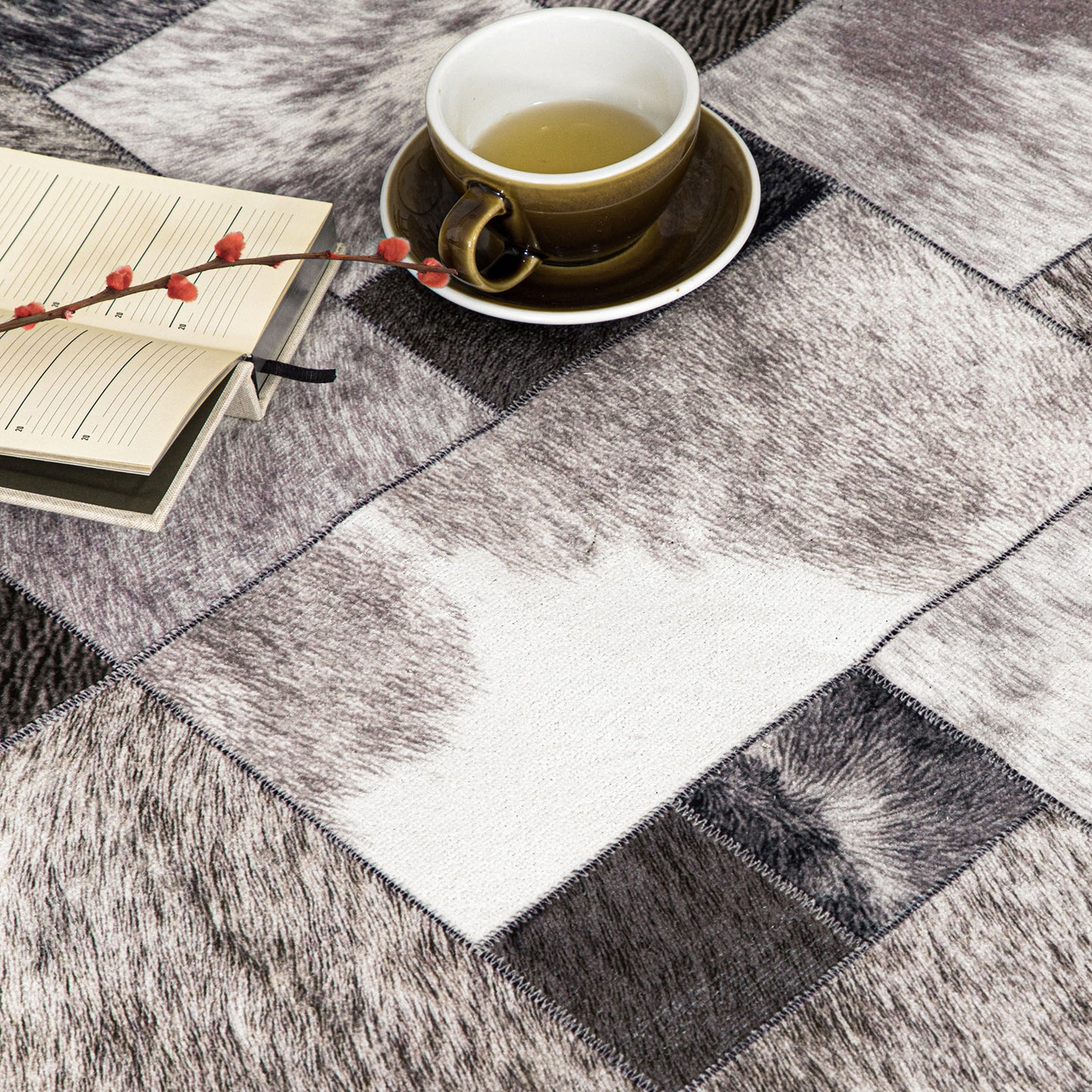 Machine Washable Rug - Modern Faux Hide