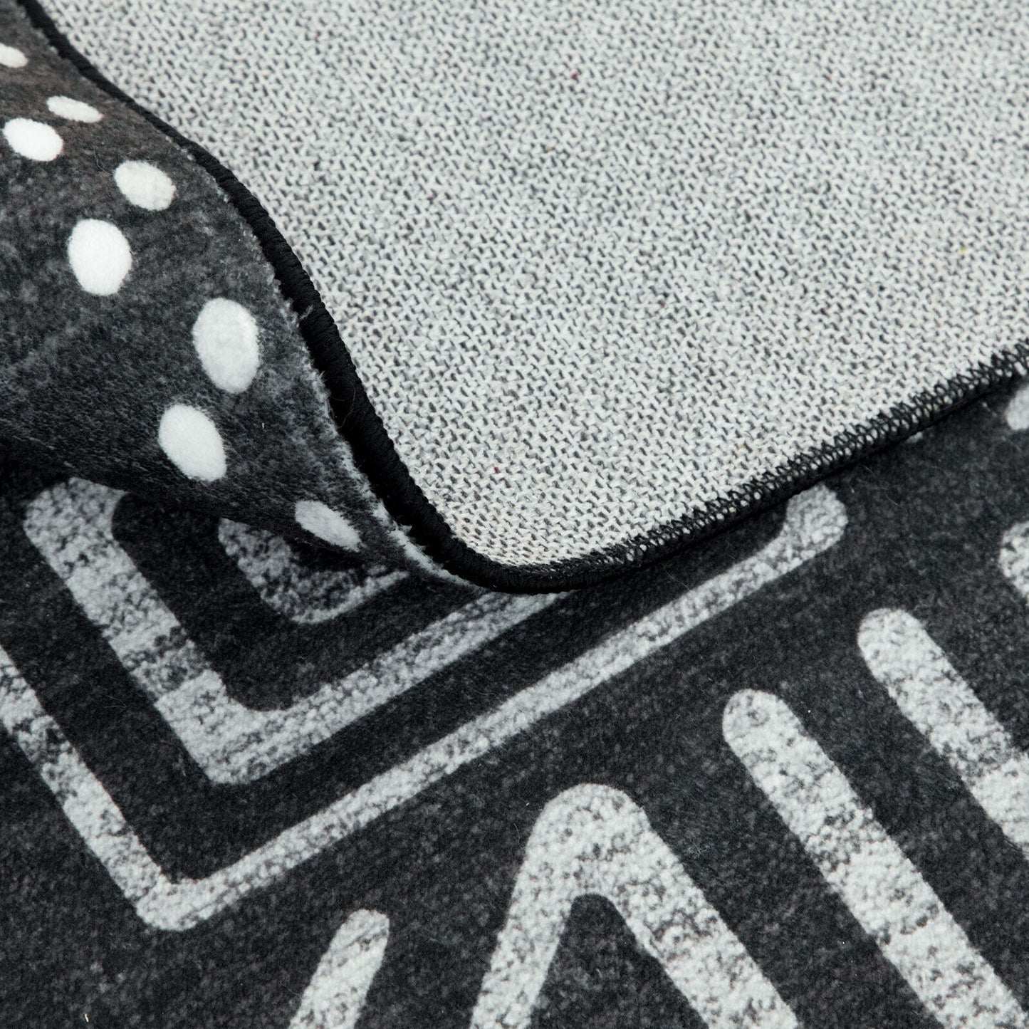 Machine Washable Rug - Geometric Charcoal – Pure Simplicity Australia