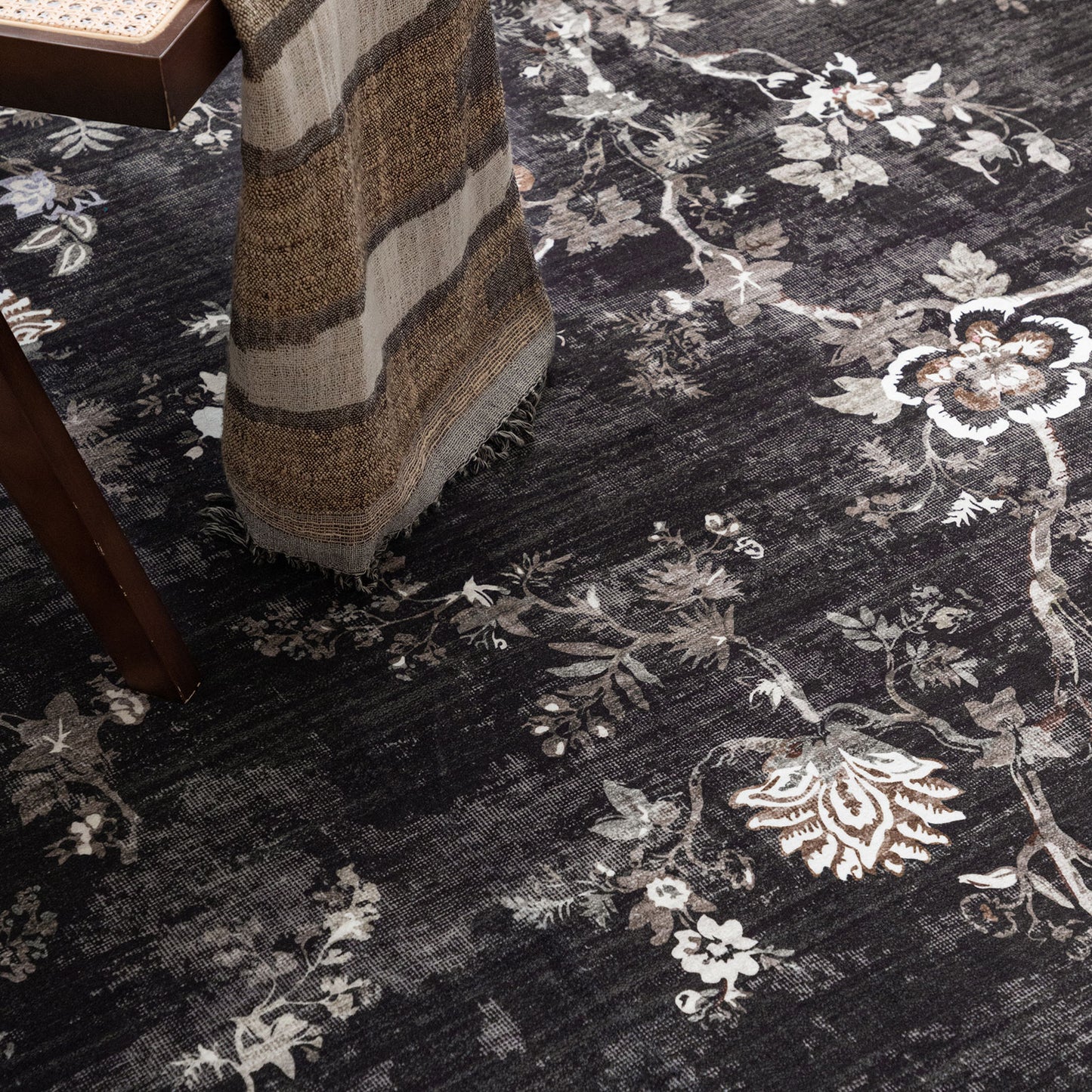 Machine Washable Rug - Midnight Floral